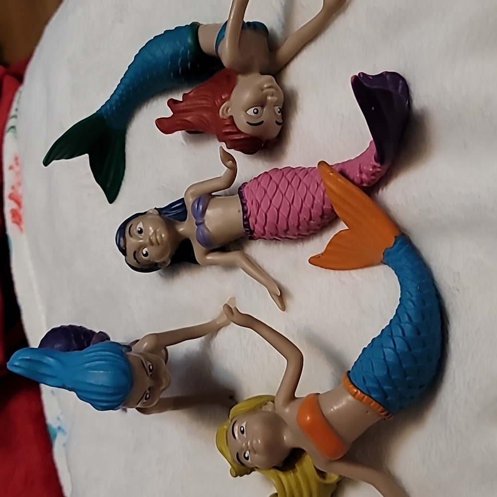 Lot of 4 K & M Mermaid Rubber Figures 5” Dolls Toys
